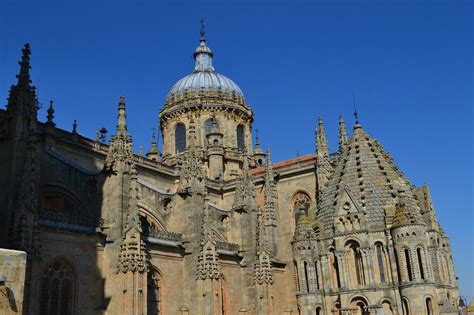 Patty in Spain: Salamanca-The Old and New Cathedral