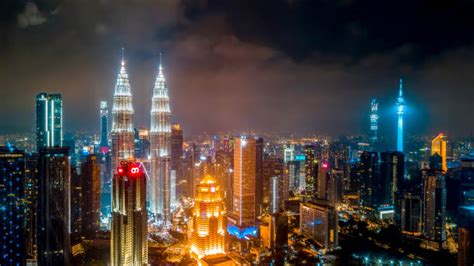 Kl Skyline Night Stock Photos, Pictures & Royalty-Free Images - iStock