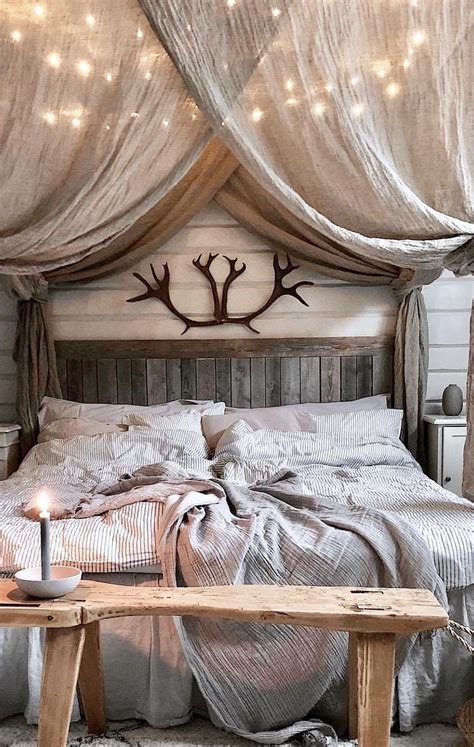 20++ Rustic Bedroom Ideas - HOMYHOMEE