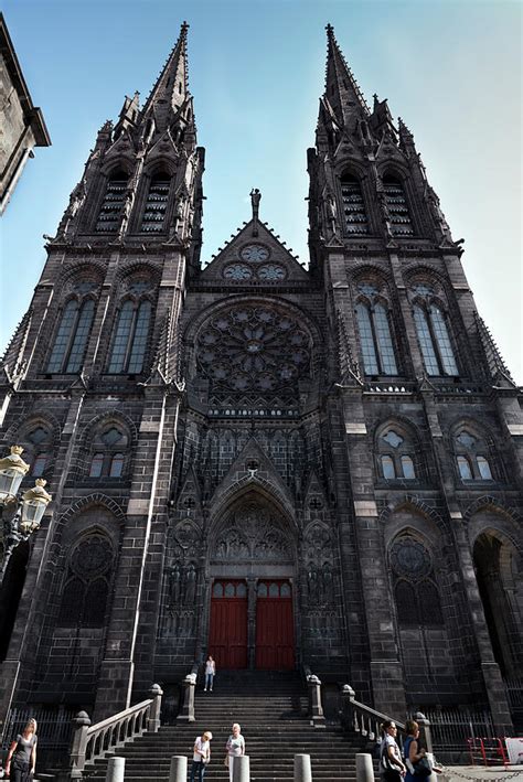 Clermont-Ferrand Cathedral western front Photograph by RicardMN ...