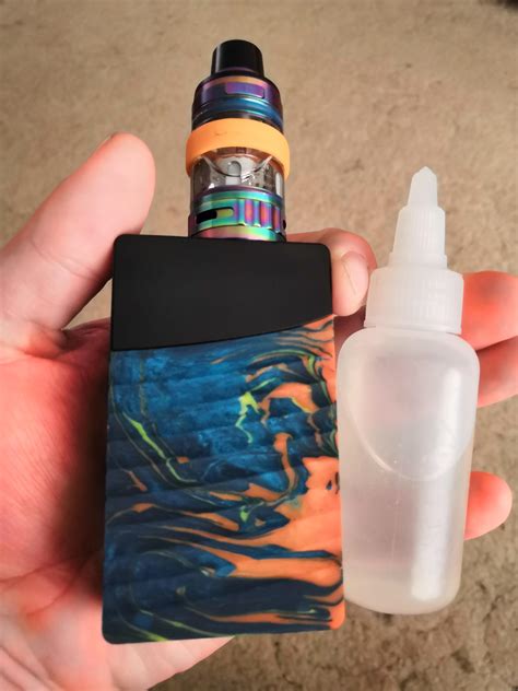 New toy handcheck! Geek Vape Nova with Uwell Valyrian and home made ...