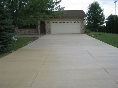 painting concrete driveway ideas - Just As Much Fun Log-Book Diaporama