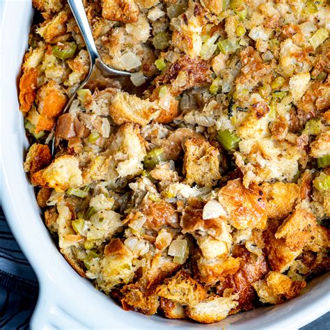 Old-Fashioned Bread Stuffing - The Genetic Chef