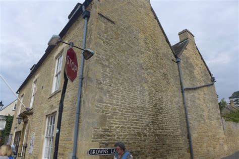 Pictures of Charlbury Library, Oxfordshire - See Around Britain