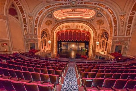 Rialto Square Theatre (Joliet) - 2018 What to Know Before You Go (with ...