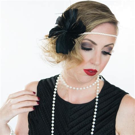 Easy Halloween Hair Tutorial - 1920s Flapper