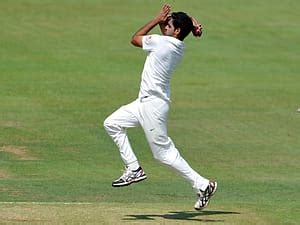 Fastest Ball in Cricket History - Top 10 Bowlers - Playota Sports