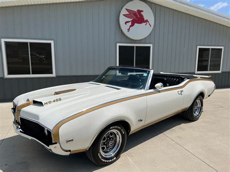 1969 Oldsmobile Cutlass 442 | Coyote Classics