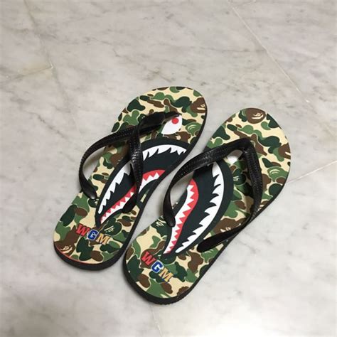 Bape slippers, Men's Fashion, Footwear, Flipflops and Slides on Carousell