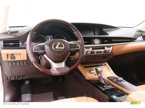 2018 Lexus ES 350 Dashboard Photos | GTCarLot.com