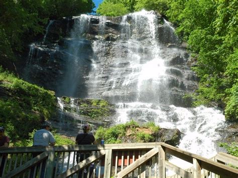 Road Trip: 10 Most Breathtaking Georgia Waterfalls - TripsToDiscover.com