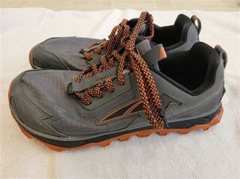 Altra Lone Peak 4.5 Size 9.5 - Backpacking Light