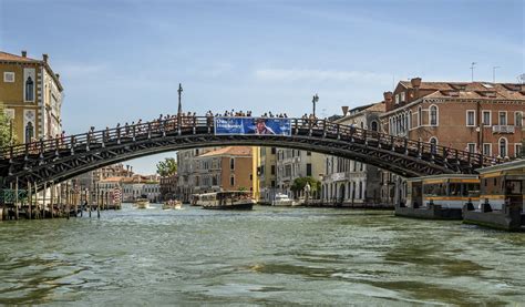 Venice - Ponte Dell' Accademia | Venice, Sydney harbour bridge, Ponte