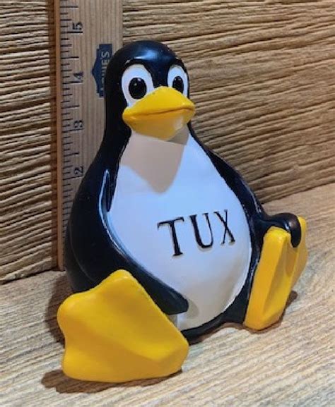 Pin by Nanook's Ebay Store on Tux - The Linux Penguin Official Open ...