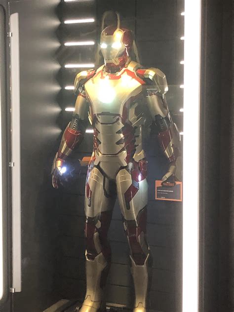 Iron man suit looks awesome in real life : r/ironman