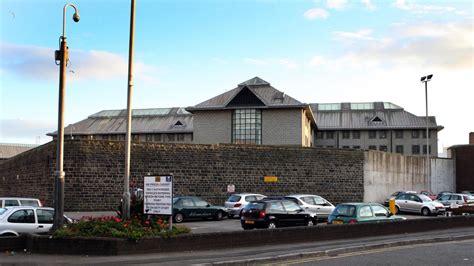 Nearly half of inmates leaving Cardiff Prison are homeless, report ...