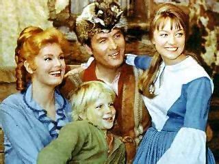 Daniel, Rebecca, Israel, and Jemima Boone - Fess Parker Photo (8611458 ...