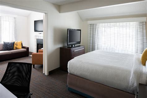 Costa Mesa Hotel Rooms and Suites | Residence Inn Costa Mesa Newport Beach