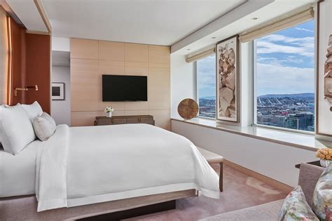 San Francisco Luxury Rooms and Suites | Bay Area | The St. Regis