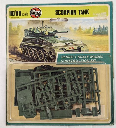 AIRFIX Models | AIRFIX 01320 SCORPION TANK | Model Kits