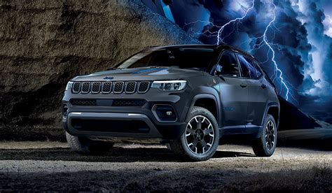 New Jeep® Compass 4xe | Plug-In Hybrid SUV | Jeep® UK