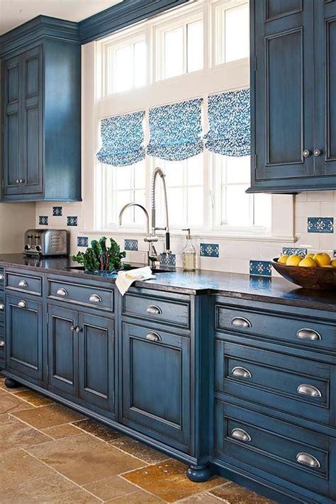 30 Gorgeous Blue Kitchen Decor Ideas - DigsDigs