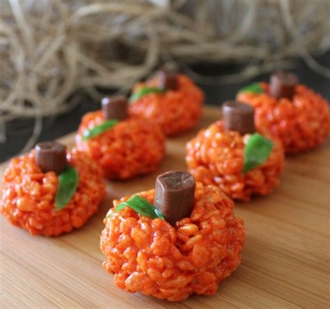 9+ Halloween School Party Snack Food Ideas | Delishably