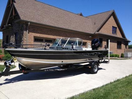 ~~~2013 Lund Alaskan 2000 DC~~~walk-through windshield striper fishing ...