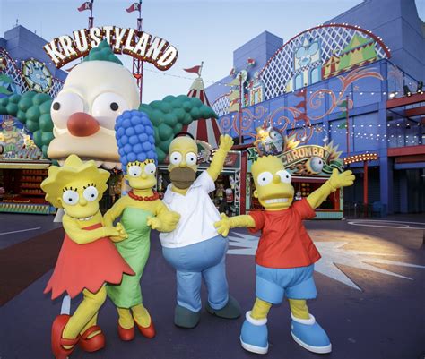 Springfield, Simpsons-Themed Land, Opens at Universal Studios Hollywood ...