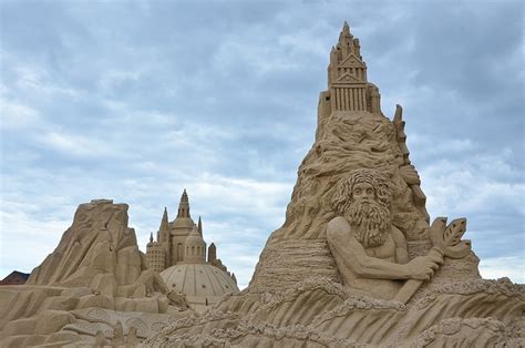 Build it up—making the perfect sandcastle - Curious