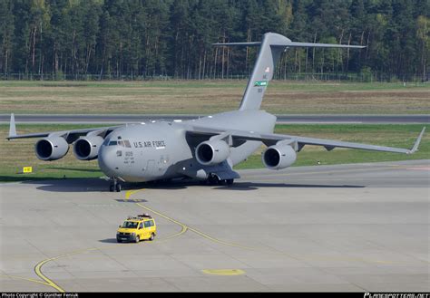 02-1109 USAF United States Air Force Boeing C-17A Globemaster III Photo ...