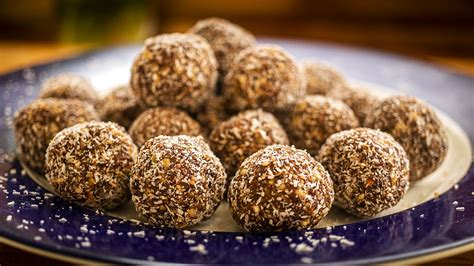 Healthy Cocoa Balls - Easy Meals with Video Recipes by Chef Joel Mielle ...