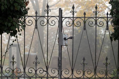 100+ Free Wrought Iron Fence & Wrought Iron Images - Pixabay