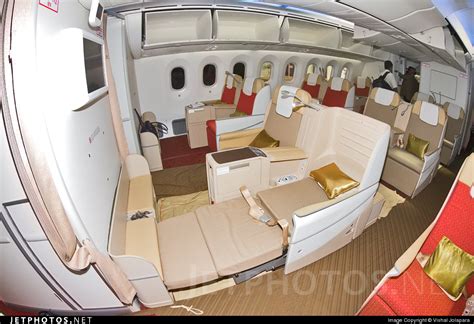 Air India Boeing 787 8 Dreamliner Business Class - Business Walls