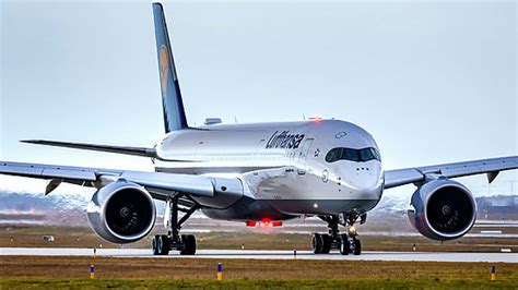 Online crop | HD wallpaper: silver airliner, airport, the plane, Boeing ...