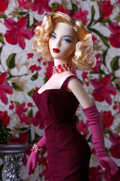 Dolldom: Unforgettable Dress Barbie Doll, Vintage Barbie Dolls, Barbie ...