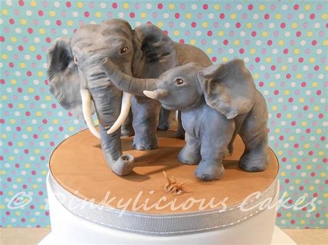 Mother and baby elephant cake. - Cake by Dinkylicious - CakesDecor