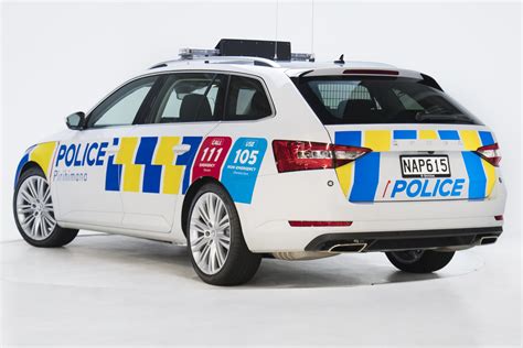 First ŠKODA SUPERB COMBI for New Zealand police force - Škoda Storyboard