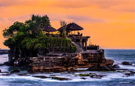 Tanah Lot Sunset in Bali Indonesia