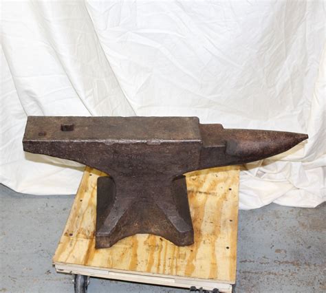 Bargain John's Antiques | Antique Cast Iron Blacksmith Anvil - Omaha ...