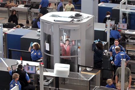 What Do Airport Body Scanners Really See? Can They See You Naked ...