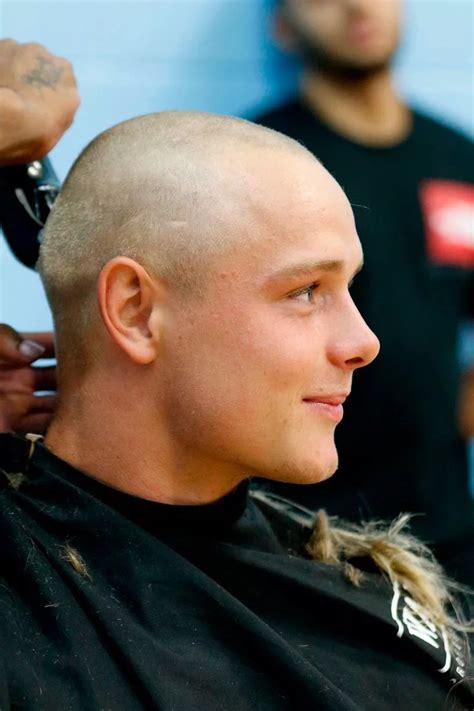 Before and after: Hartpury players shave heads ahead of new season ...