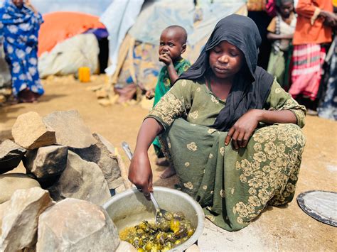 Surviving the drought in Somalia: Parents forced to serve their ...