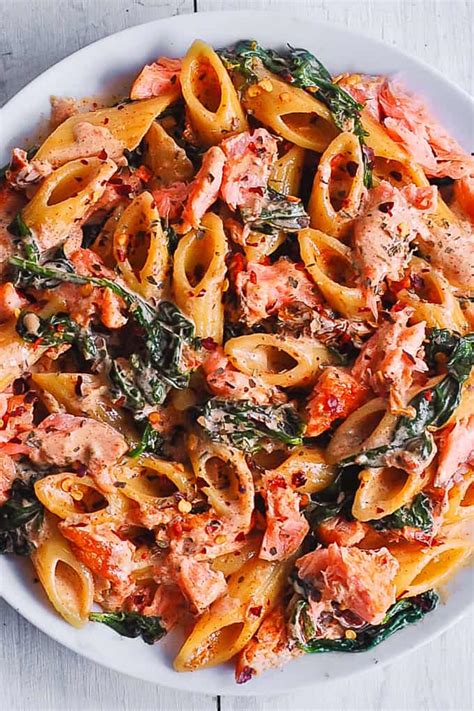 Salmon Pasta with Sun-Dried Tomato Cream Sauce and Spinach - Julia's Album