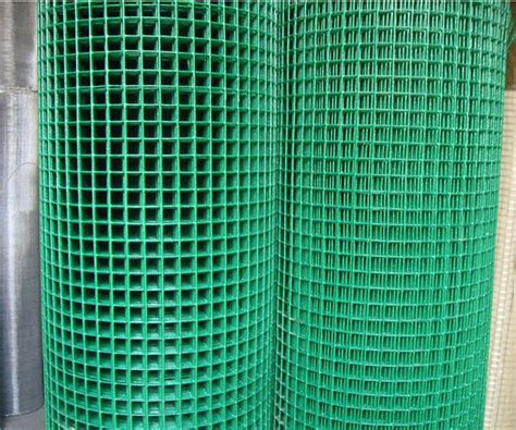 Economic Green PVC Coated Wire Mesh Rolls , Welded Wire Fence For Fencing