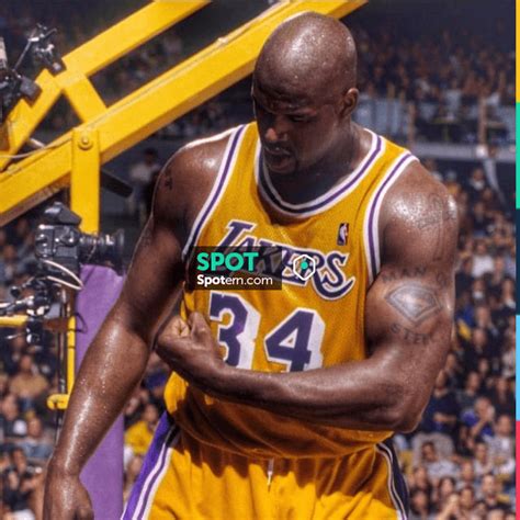 The jersey NBA Nike la Lakers Shaquille o'neal on his account instagram ...