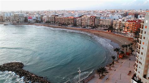 Times for the use of the beaches in Torrevieja