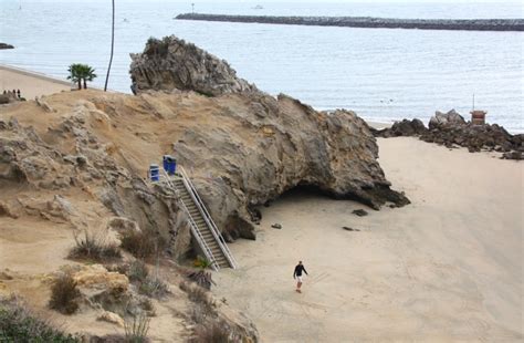 Pirates Cove Beach in Newport Beach, CA - California Beaches