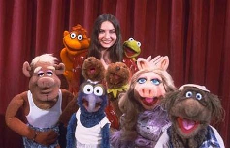 'The Muppet Show' With Special Guest Crystal Gayle Available to Stream ...