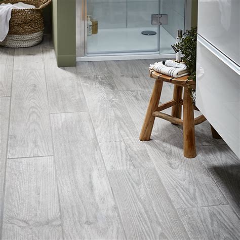 Laminate Wood Effect Floor Tiles | Floor Roma